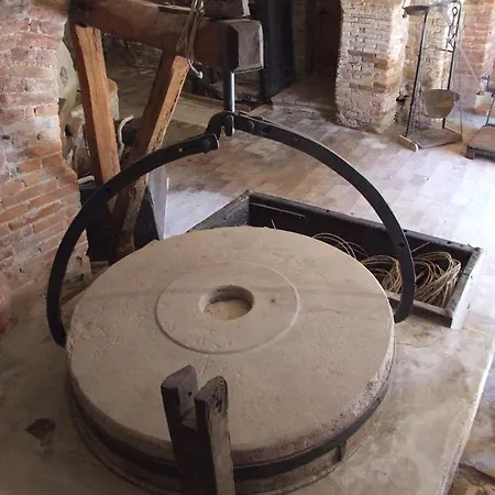 Mulino Della Ricavata Kır Evi *